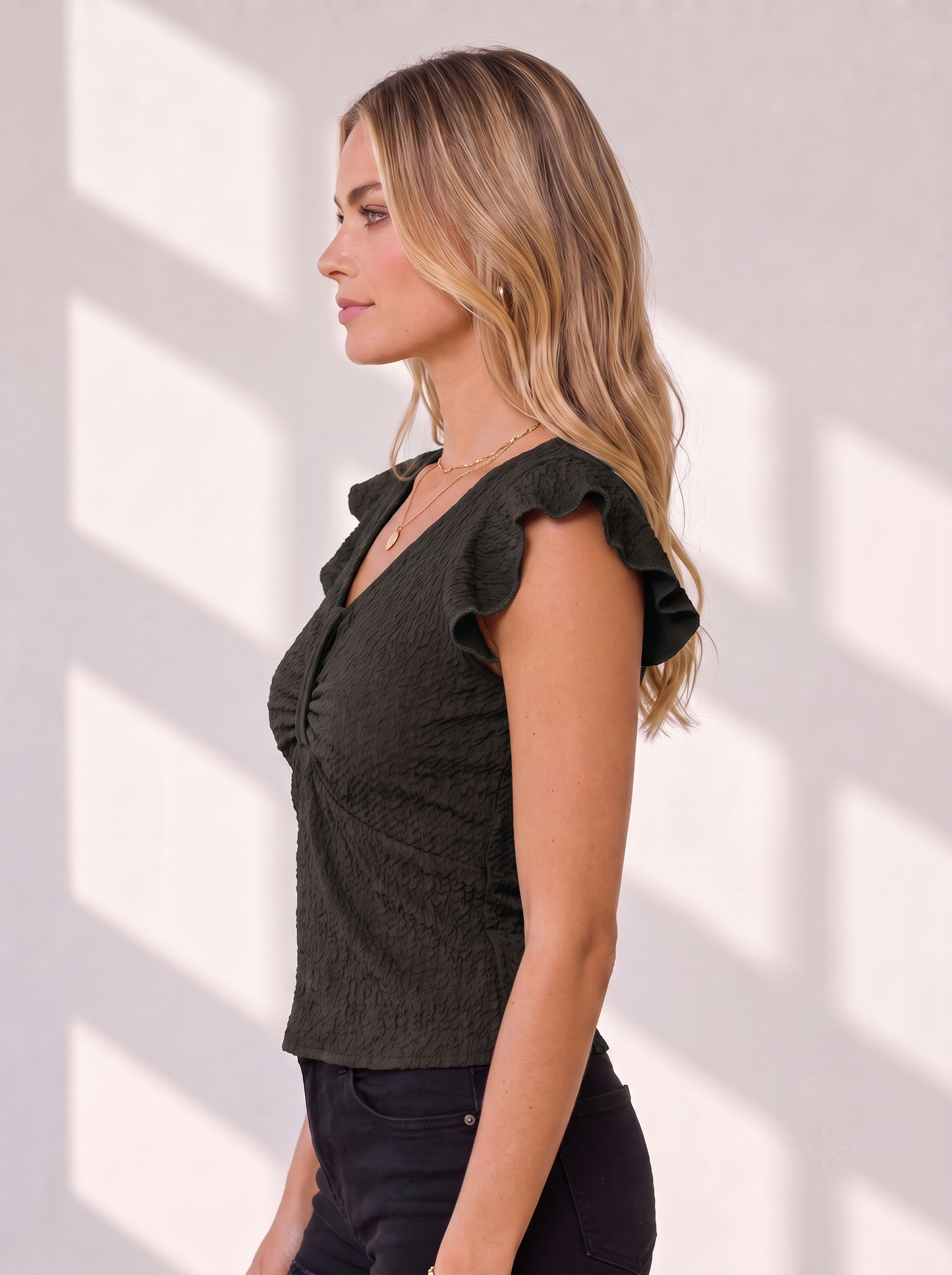 NiloBerry Women's Textured Ruched Ruffle Sleeve V-Neck Top