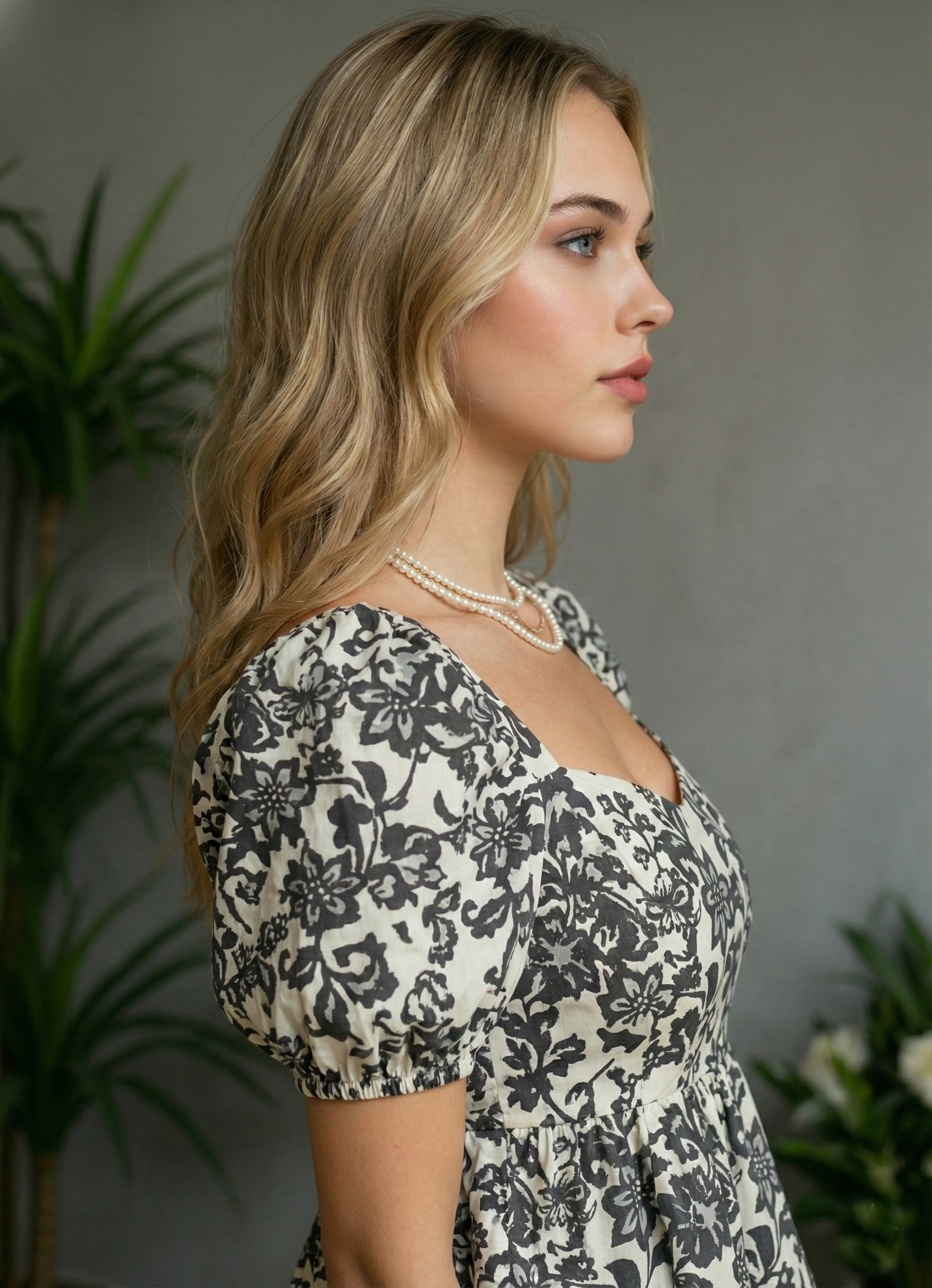 Women’s Floral Sweetheart Neck Puff Sleeve Peplum Top