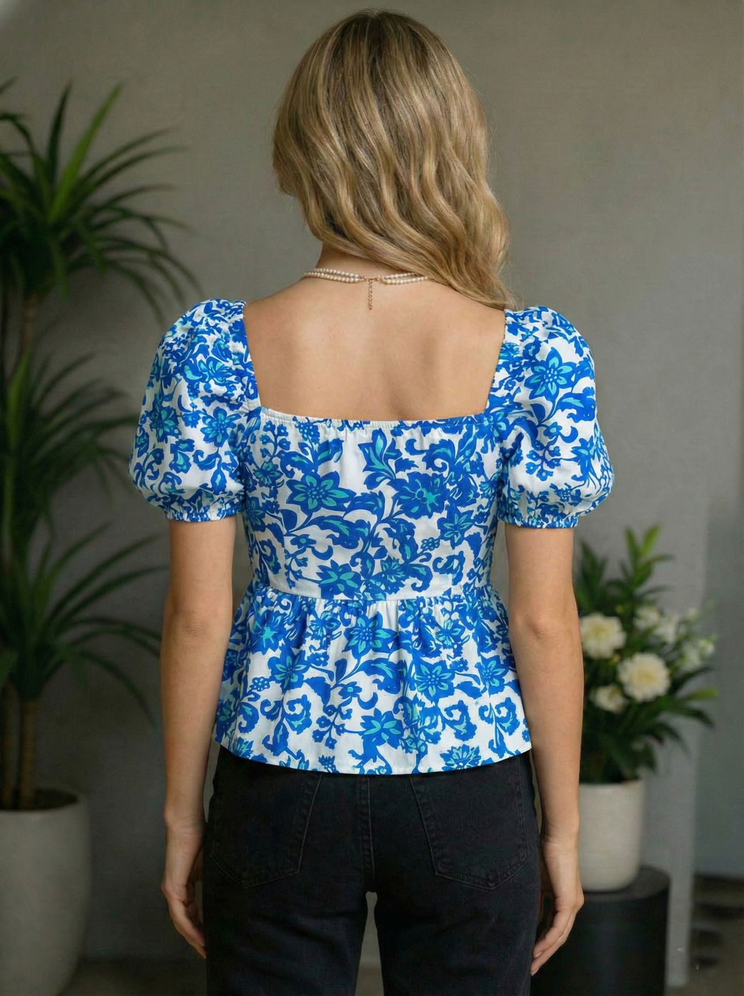 Women’s Floral Sweetheart Neck Puff Sleeve Peplum Top