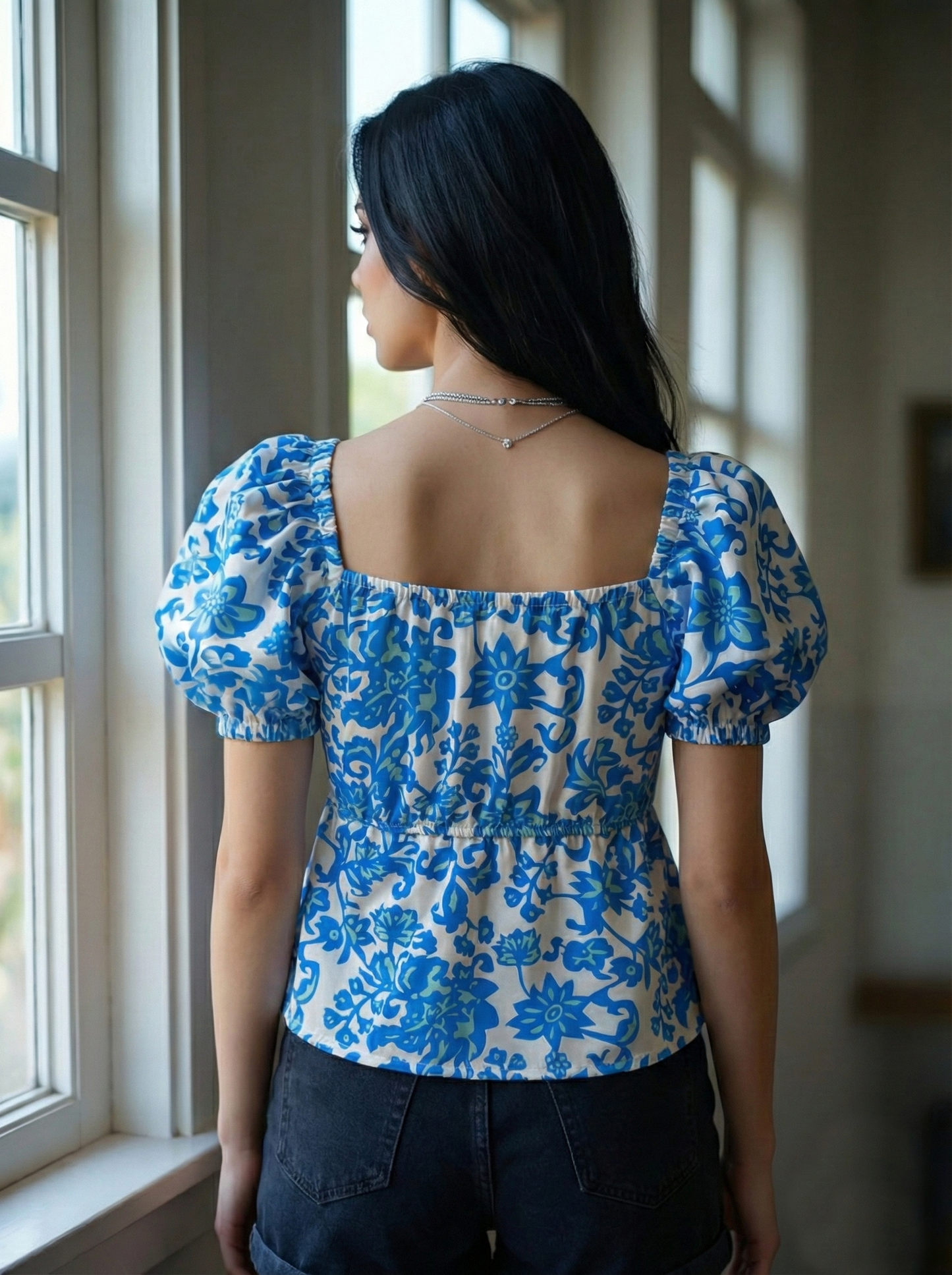 women’s floral printed puff-sleeve crop top