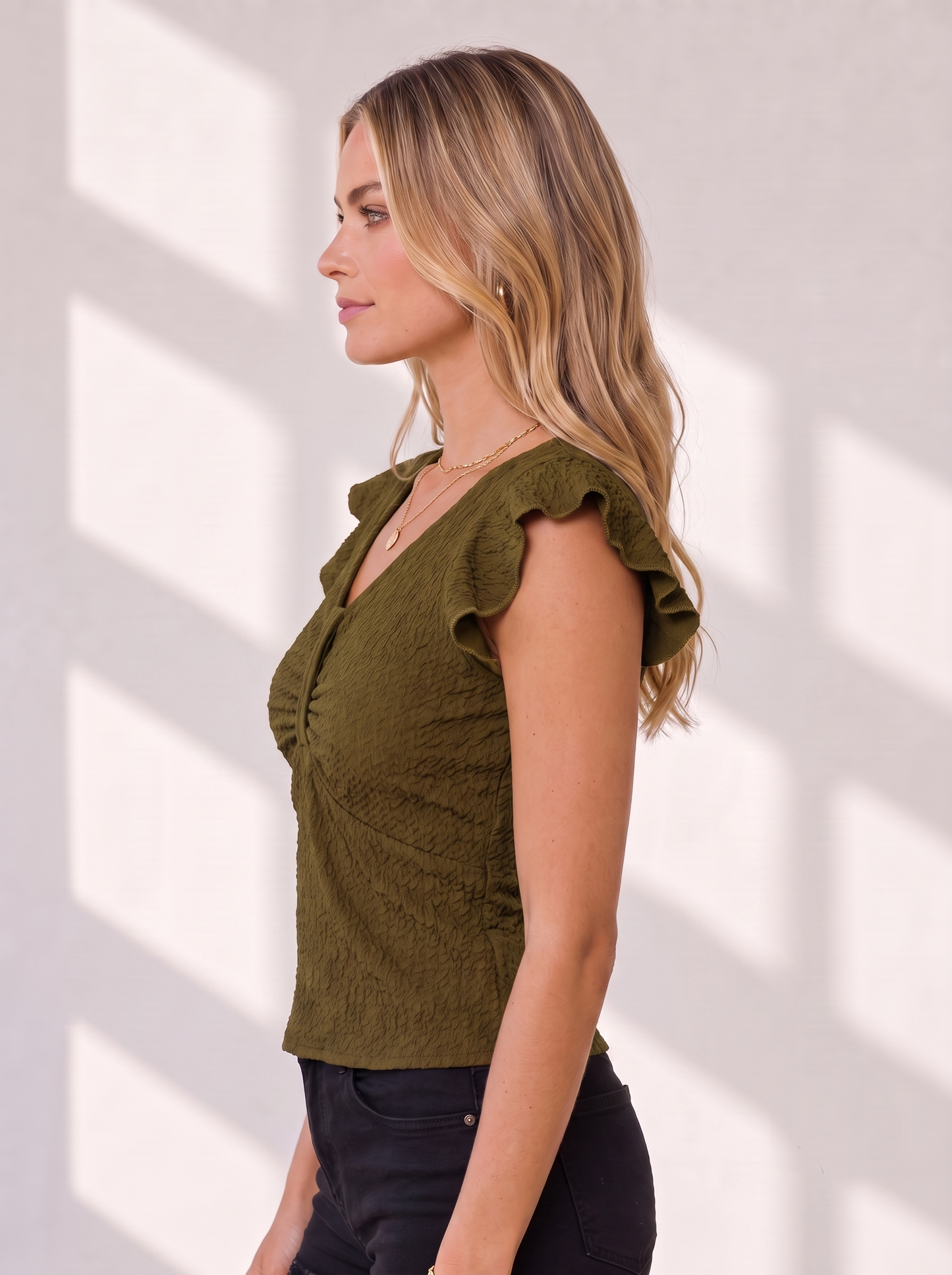 NiloBerry Women's Textured Ruched Ruffle Sleeve V-Neck Top