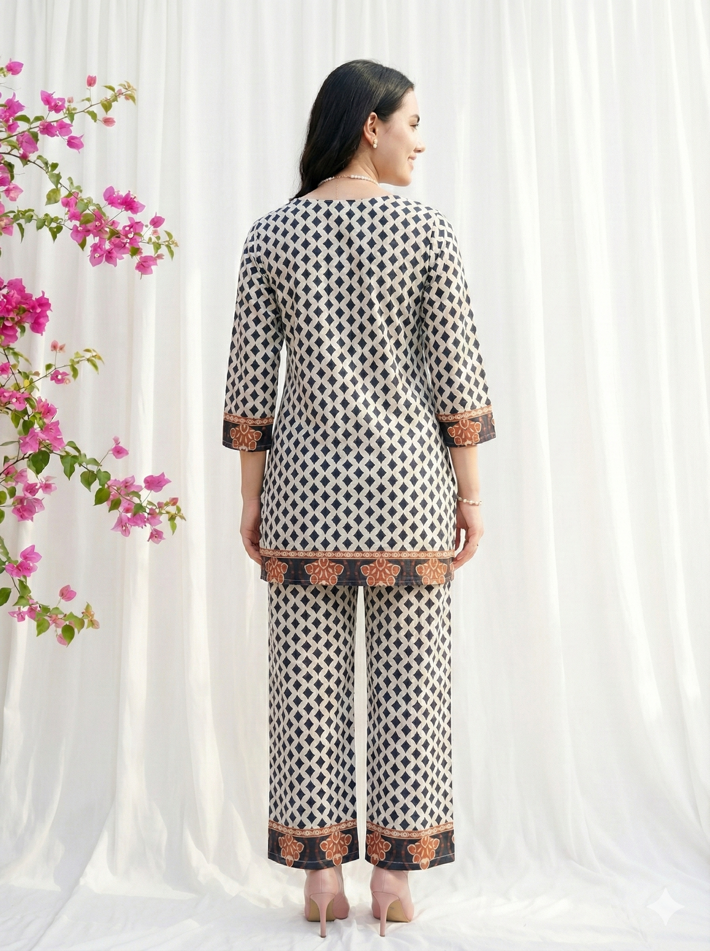 Women classic printed Kurti Palazzo Co-ord set.