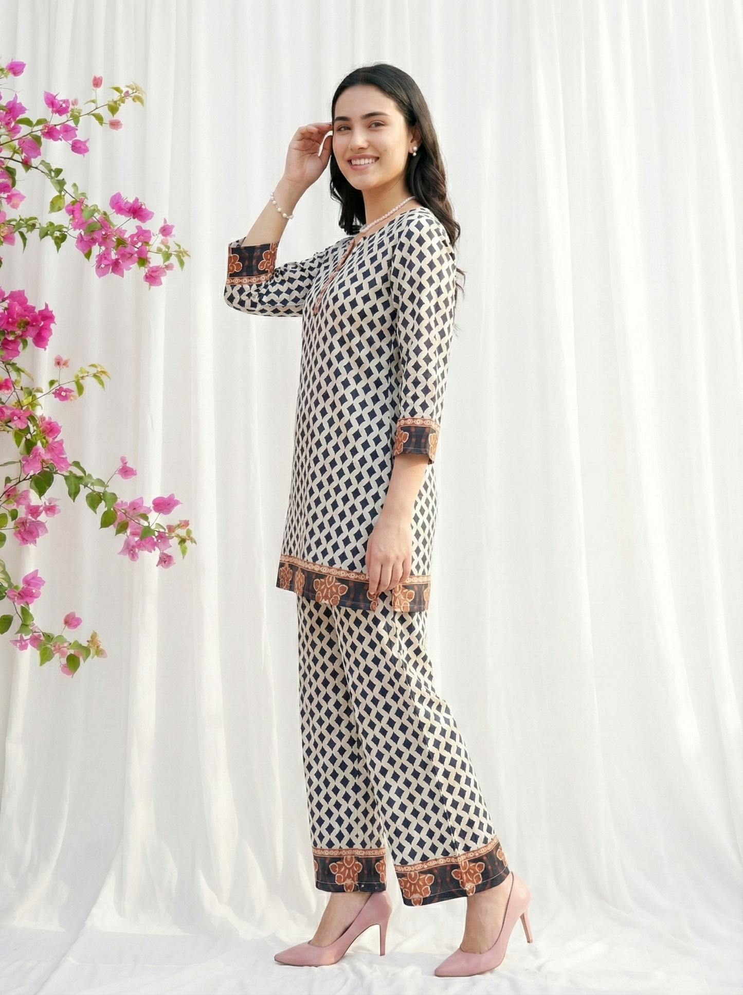 Women classic printed Kurti Palazzo Co-ord set.